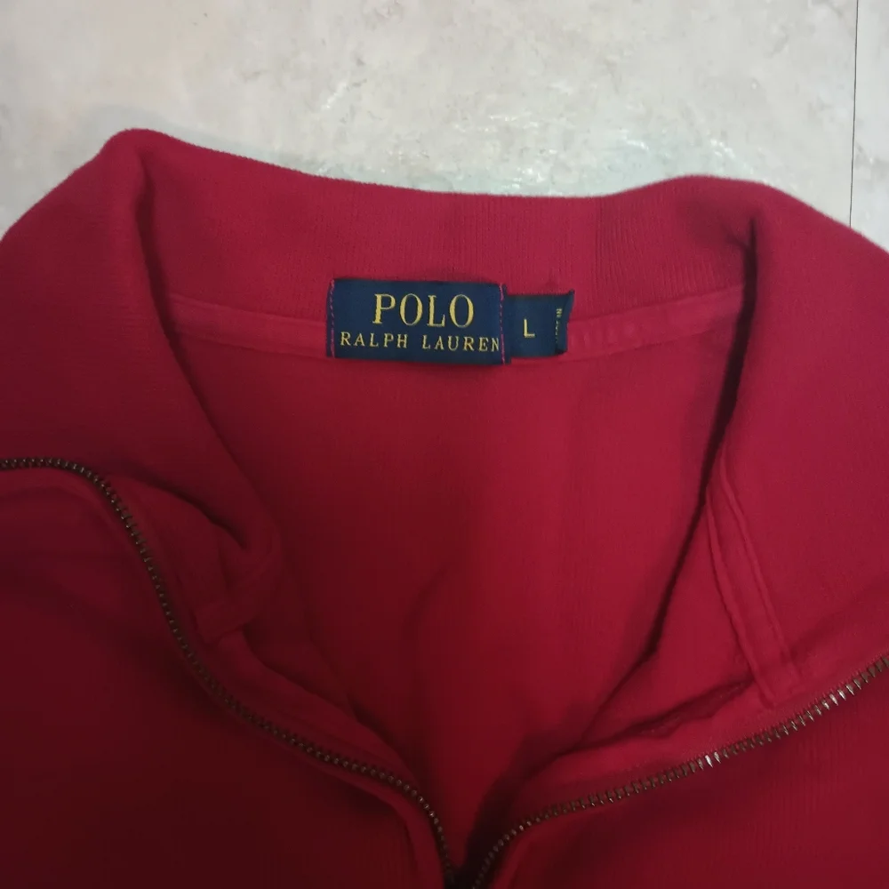 sweater - Picture 2 of 2